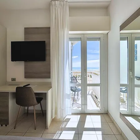 Hotel Lux Caorle Exterior photo