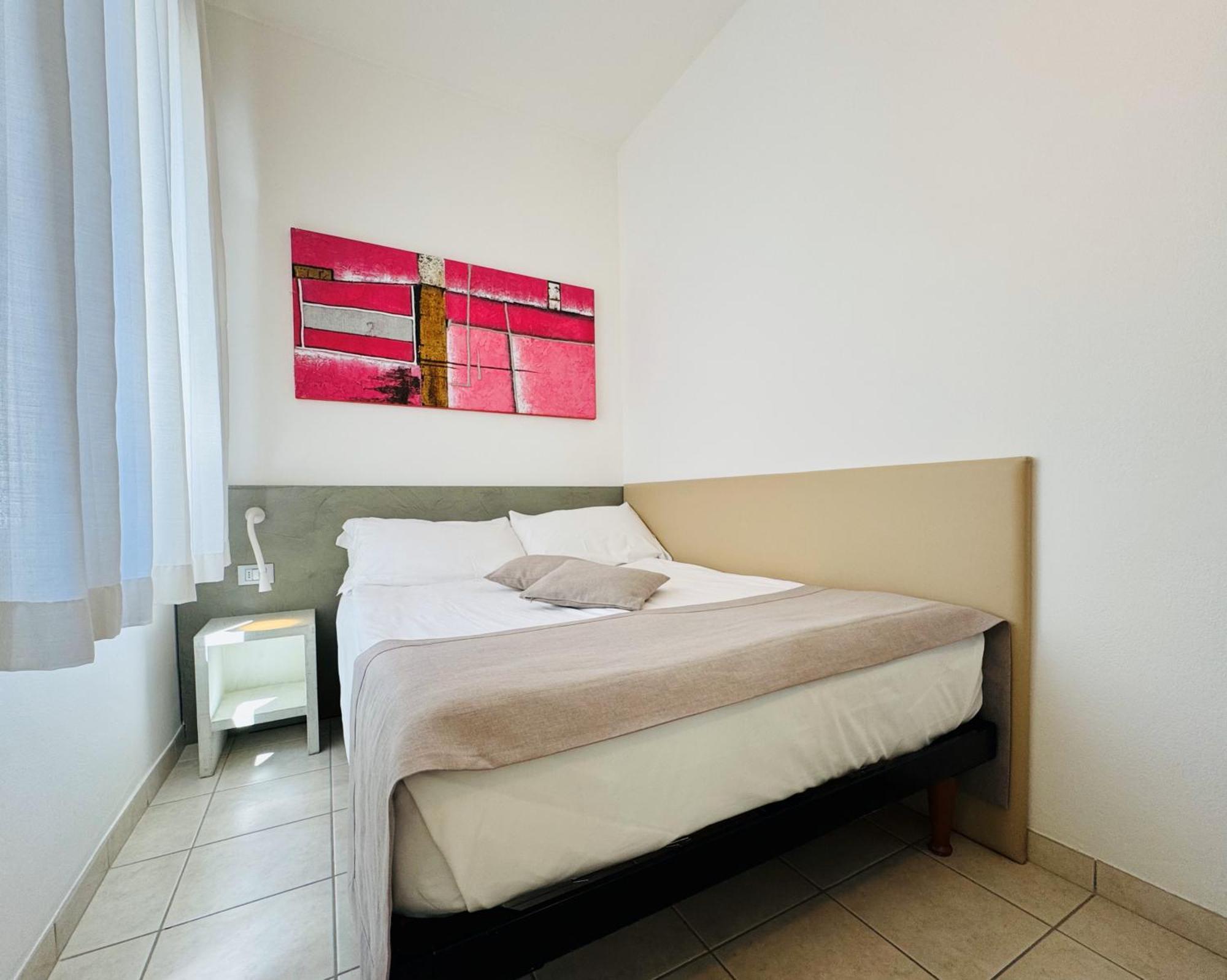 Lux Hotel