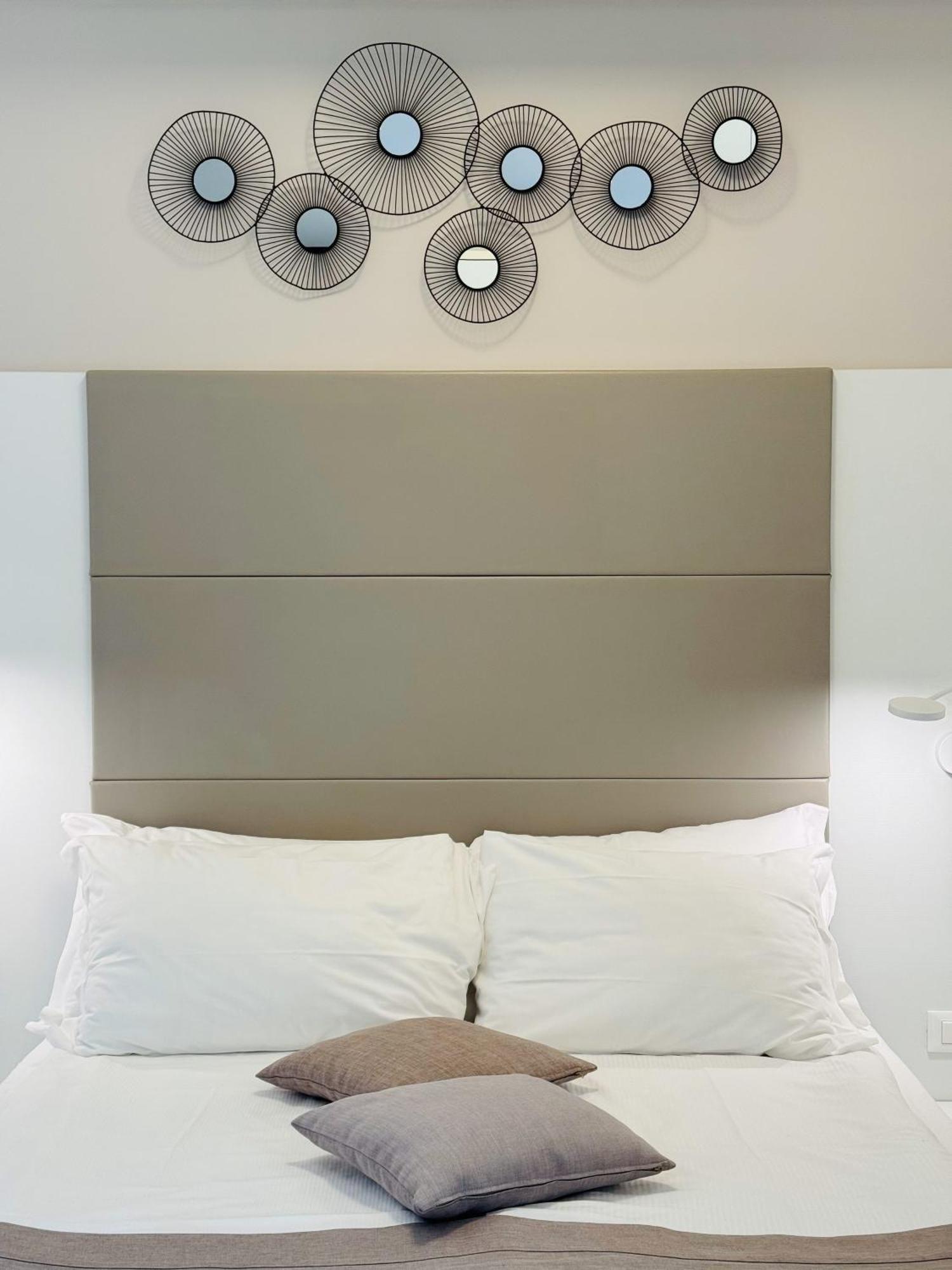Lux 3*