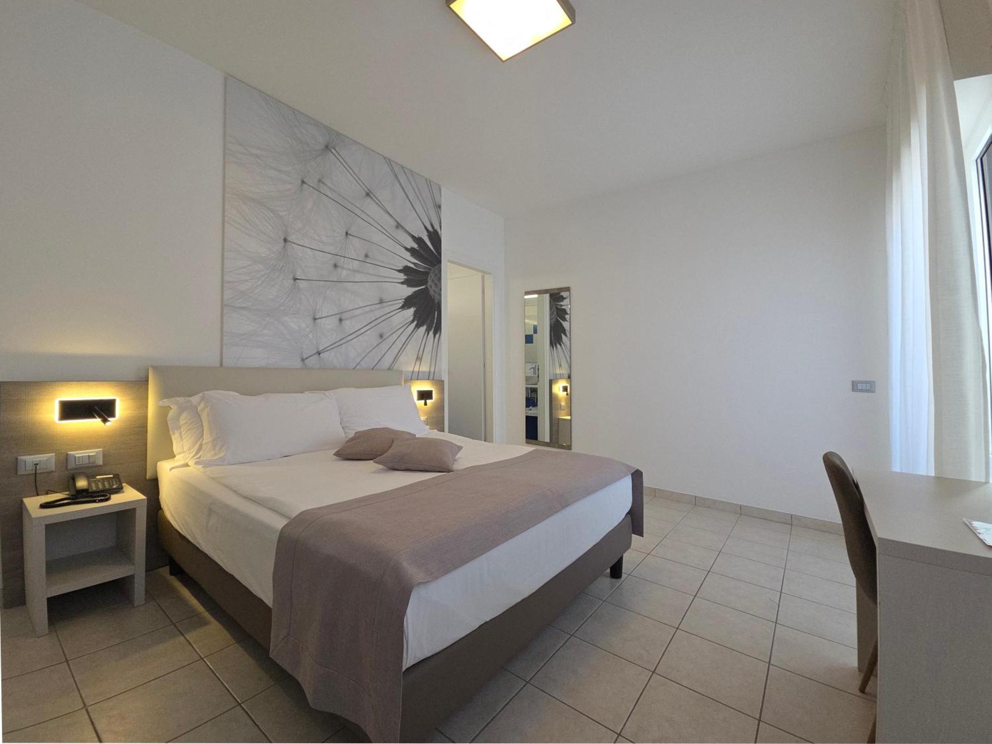 Lux Hotel