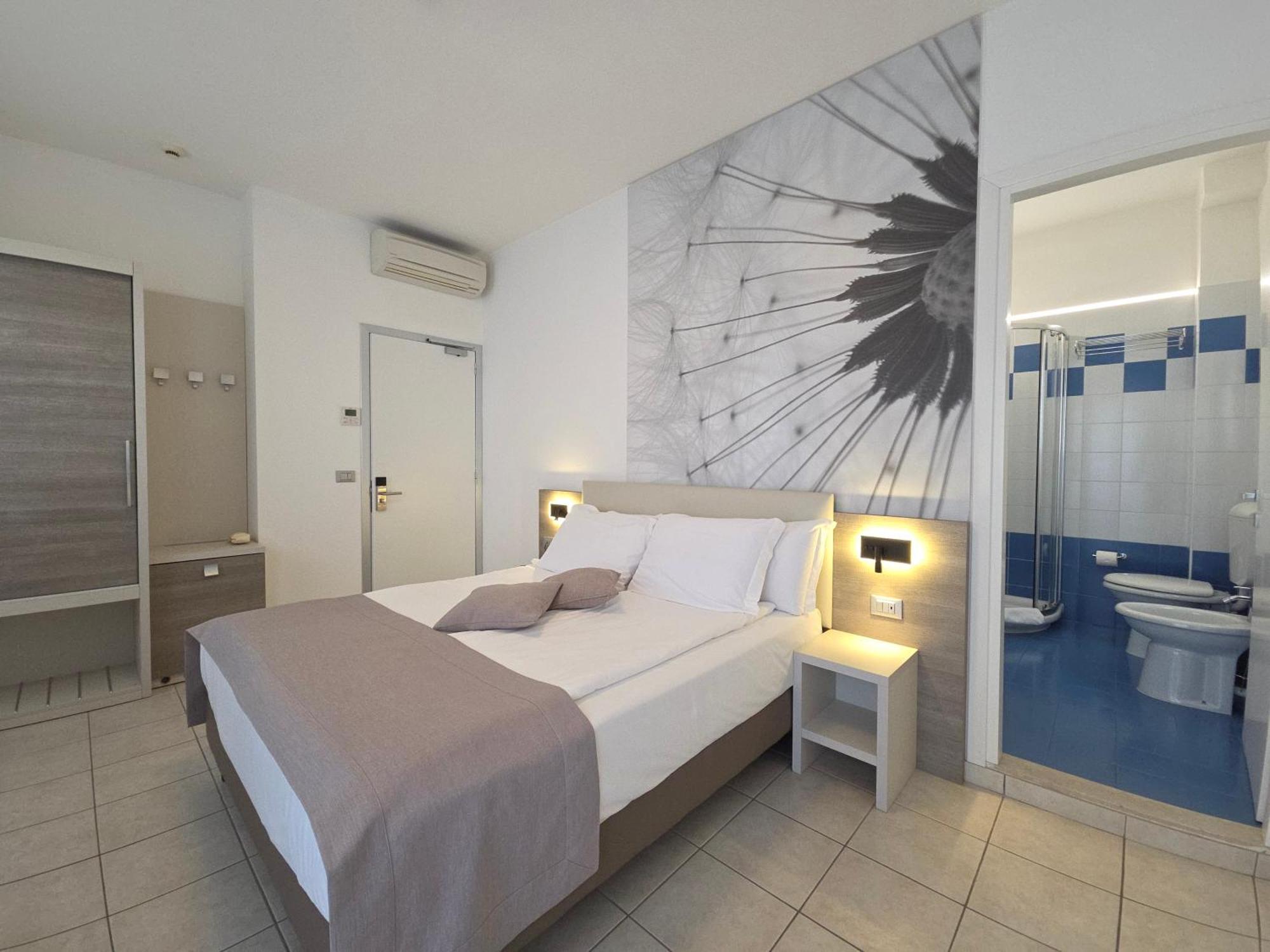 Hotel Lux