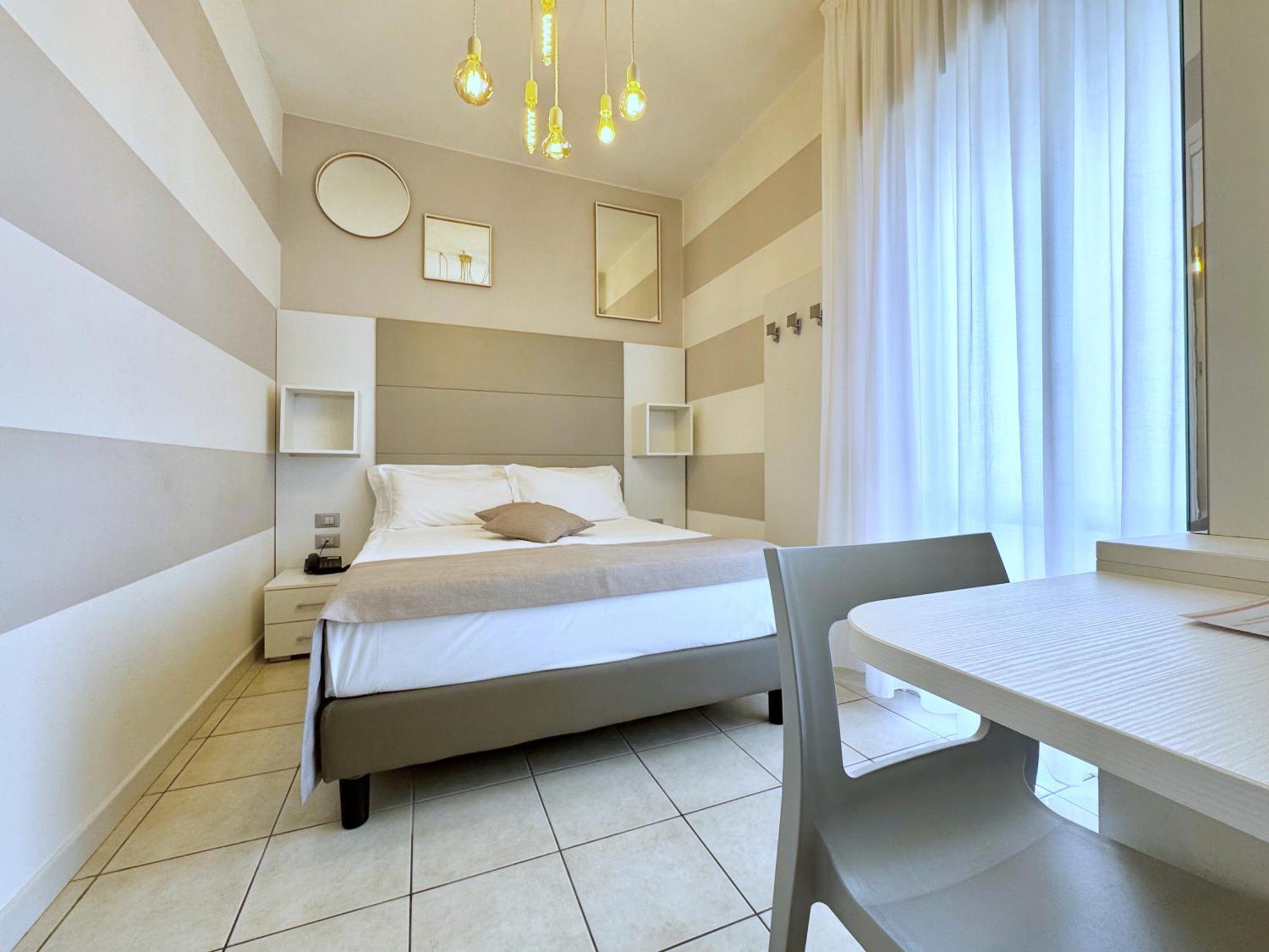 Lux Hotel
